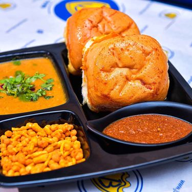 Ragda Misal Pav With Chavana